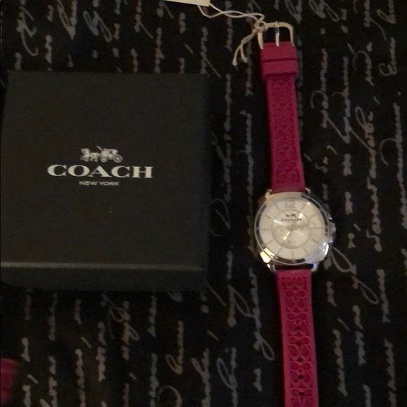 Watch - Picture 3 of 3